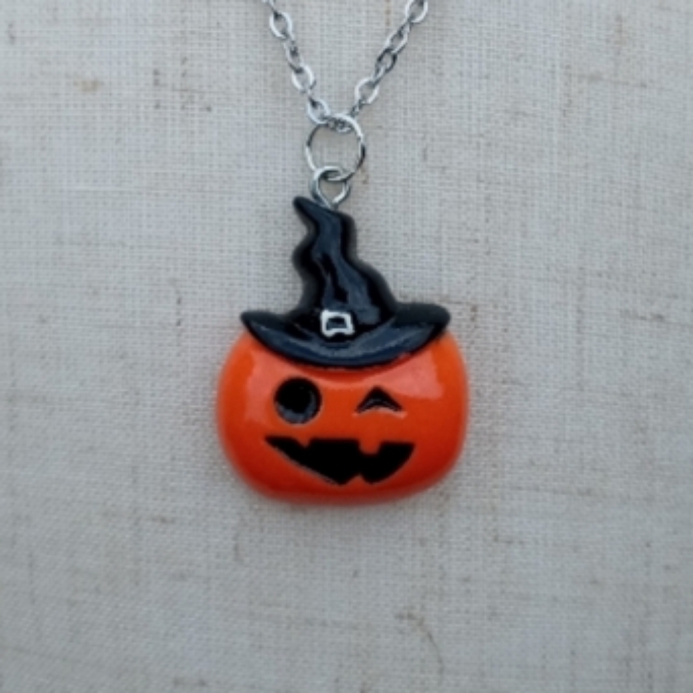 🆓 Free W/Purchase Halloween Pumpkin Hat Stainless Steel Necklace